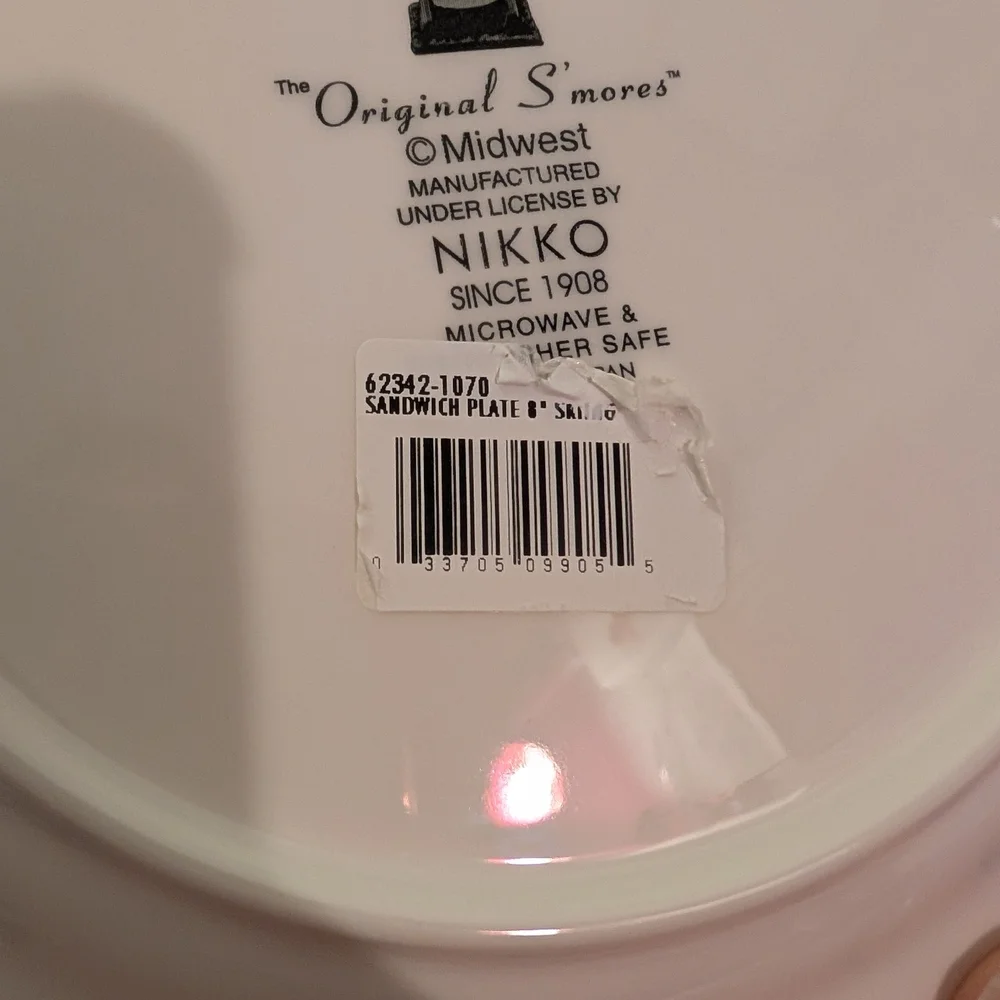 Nikko The Original S'Mores Christmas Snack/Dessert/Salad Plates - 8 Inches